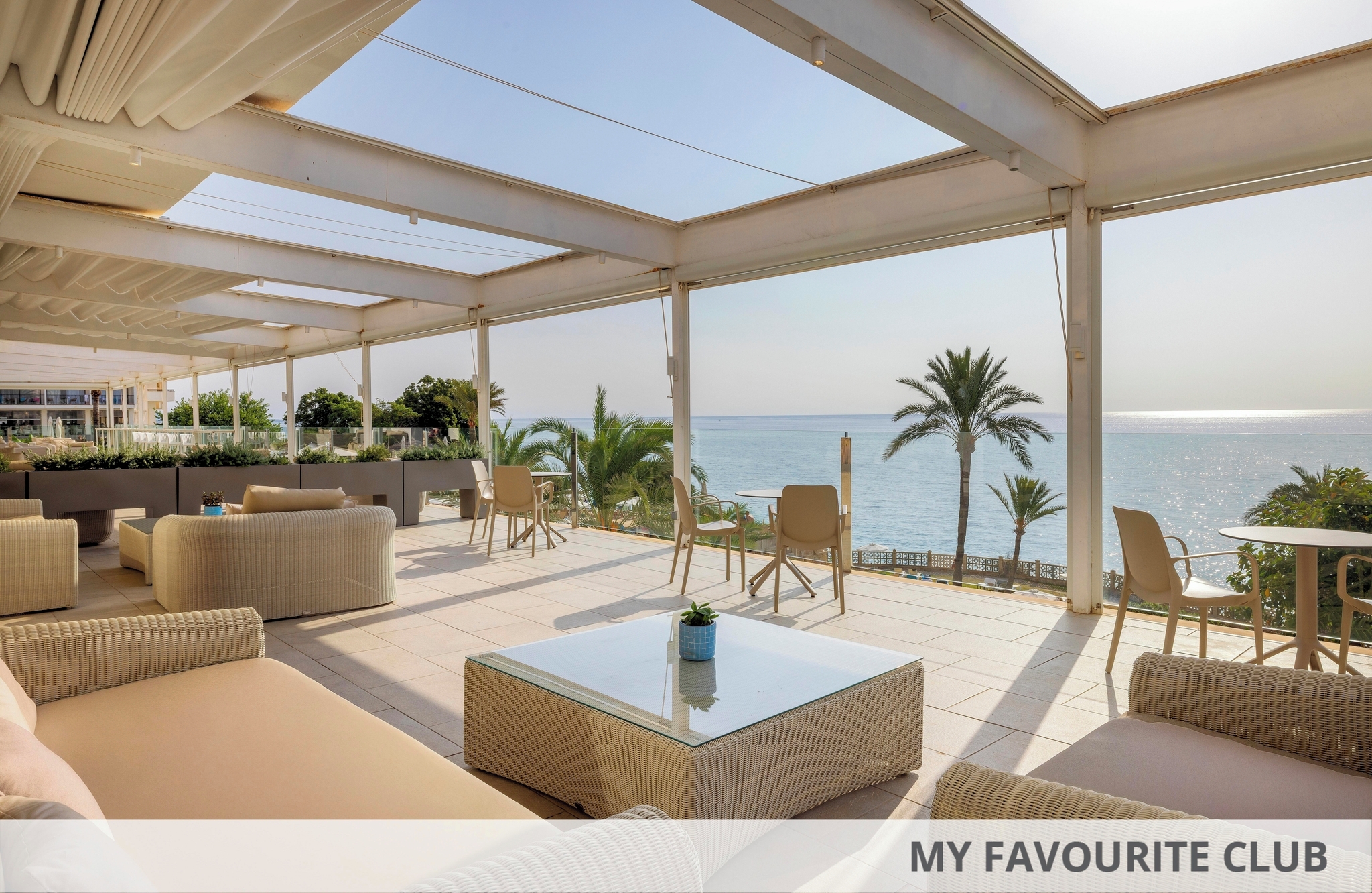 //www.jet2holidays.com/-/media/assets/product images - custom overview groups/pmi/alua calas de mallorca resort/pmi_75364_alua_calas_de_mallorca_0925_02_689x448.jpg